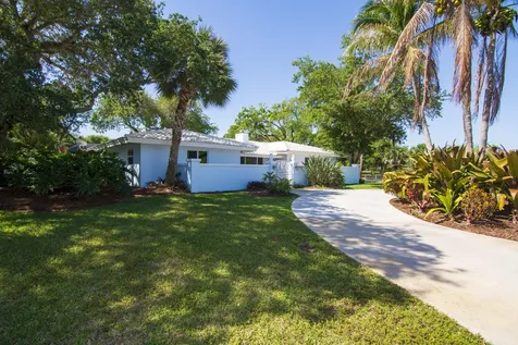 500 Gardenia Lane Vero Beach FL 32963