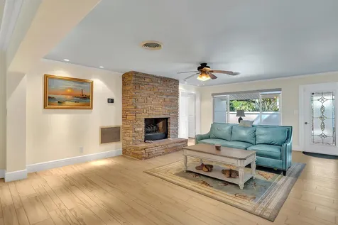 500 Gardenia Lane Vero Beach FL 32963