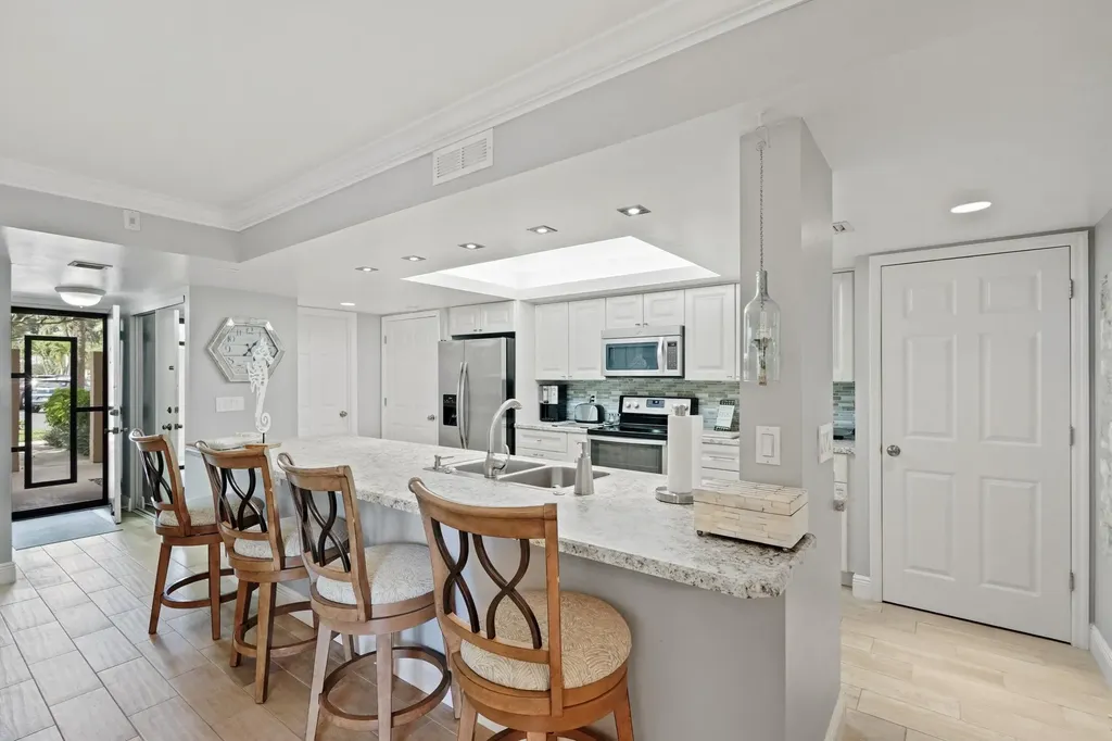 2255 Lindell Boulevard Delray Beach FL 33444