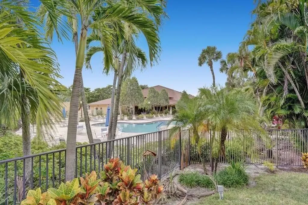 2255 Lindell Boulevard Delray Beach FL 33444