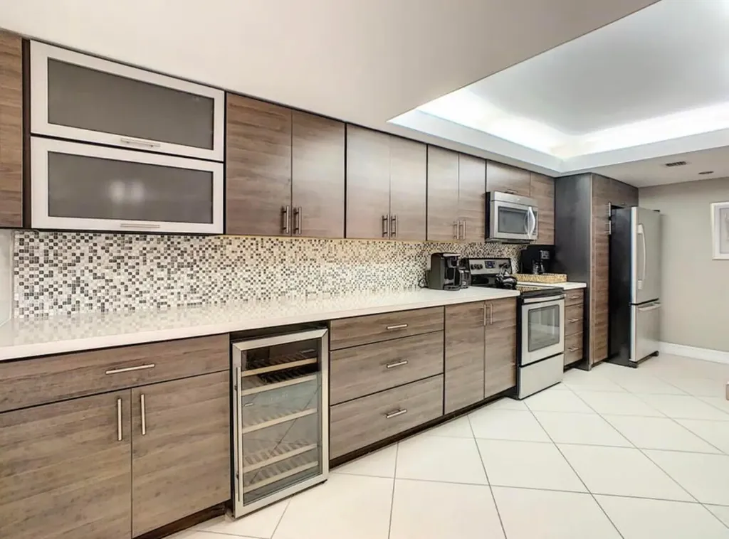 2455 Lindell Boulevard Delray Beach FL 33444