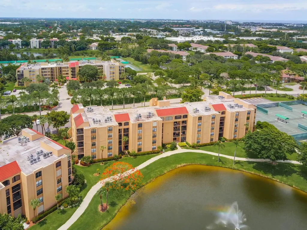 2455 Lindell Boulevard Delray Beach FL 33444