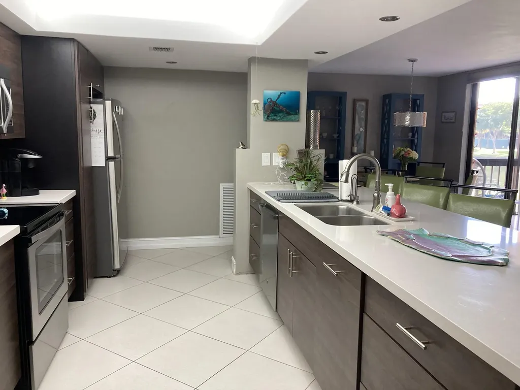 2455 Lindell Boulevard Delray Beach FL 33444