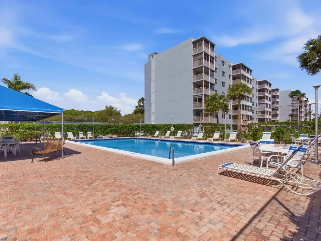 5500 NW 2nd Avenue Boca Raton FL 33487