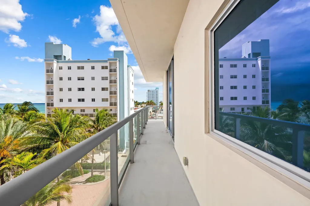 777 N Ocean Drive Hollywood FL 33019