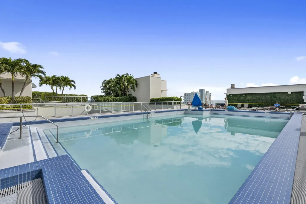 777 N Ocean Drive Hollywood FL 33019