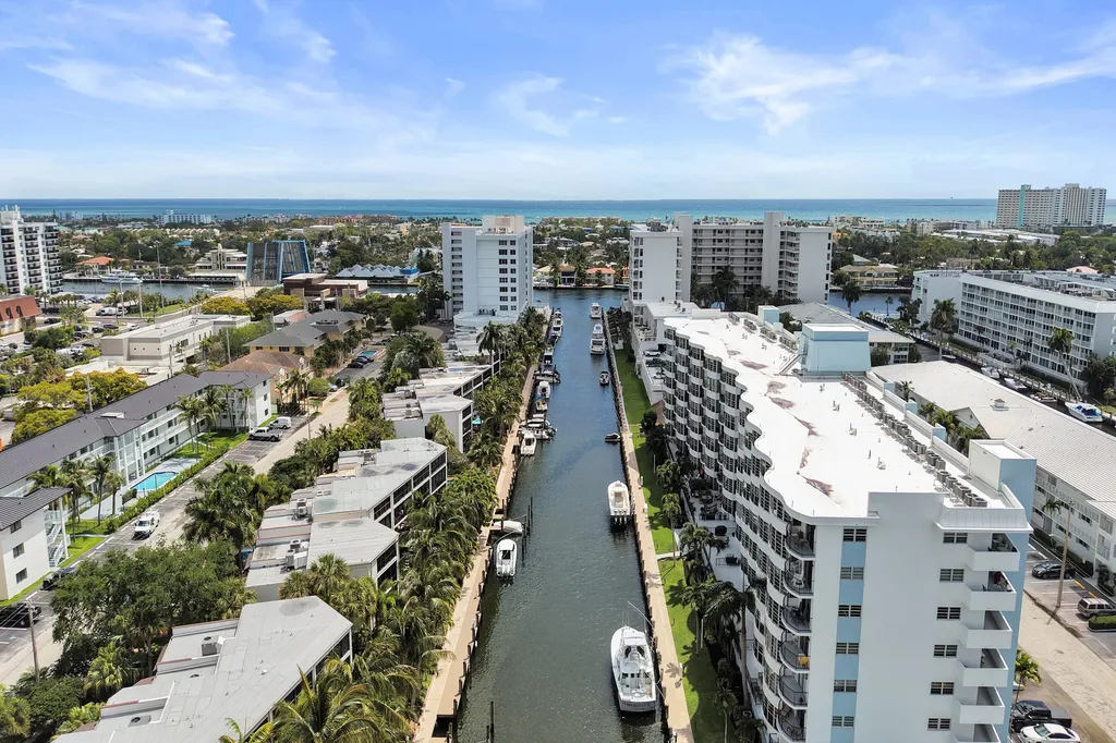 3051 NE 48th Street Fort Lauderdale FL 33308