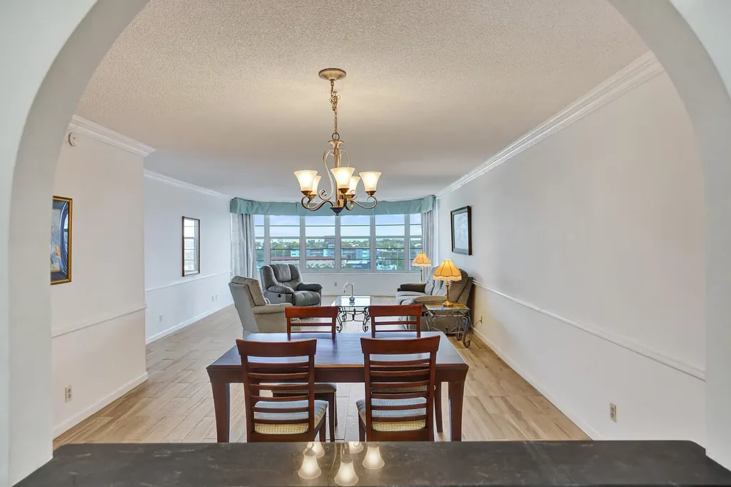 3051 NE 48th Street Fort Lauderdale FL 33308