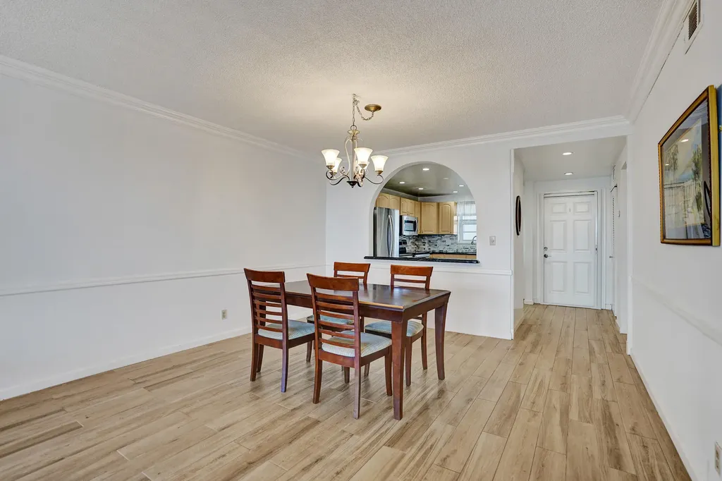 3051 NE 48th Street Fort Lauderdale FL 33308