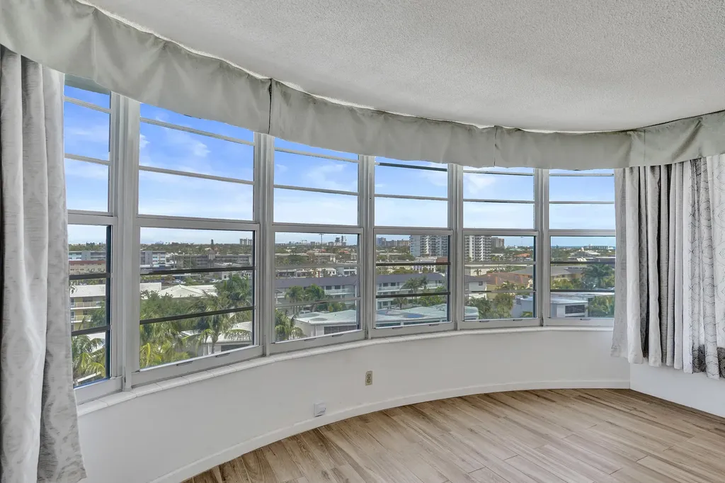3051 NE 48th Street Fort Lauderdale FL 33308