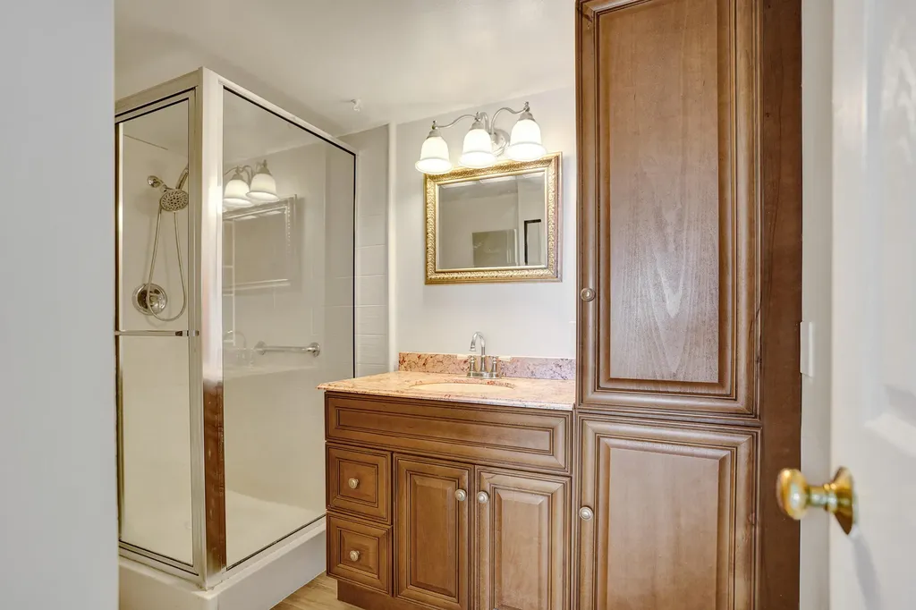 3051 NE 48th Street Fort Lauderdale FL 33308