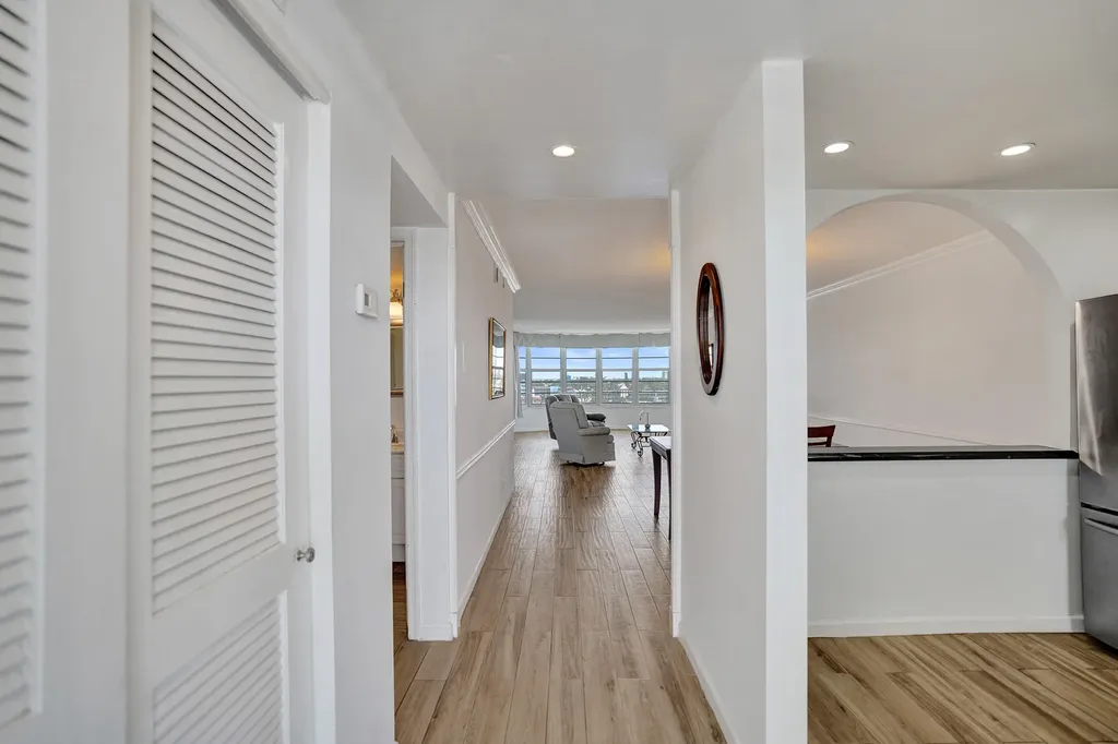 3051 NE 48th Street Fort Lauderdale FL 33308