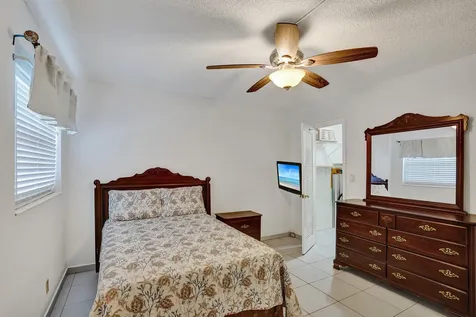 3051 NE 48th Street Fort Lauderdale FL 33308