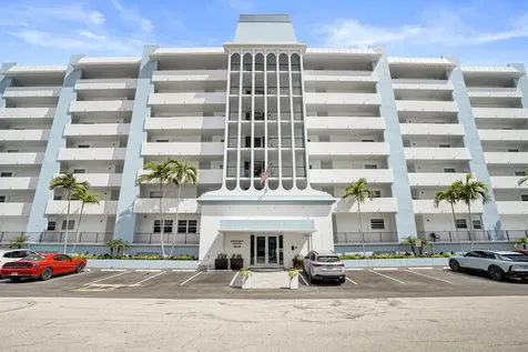 3051 NE 48th Street Fort Lauderdale FL 33308