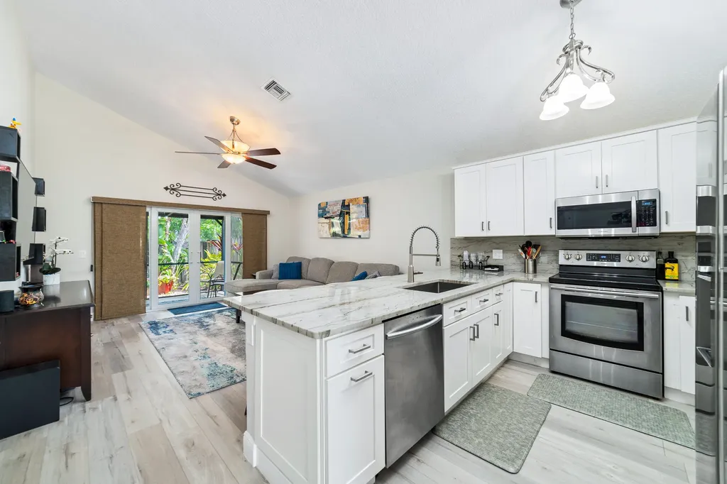 22585 Middletown Drive Boca Raton FL 33428