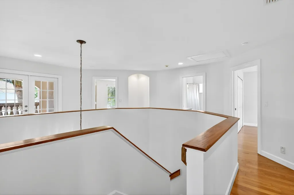 194 Lone Pine Drive Palm Beach Gardens FL 33410
