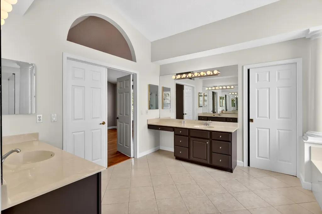 194 Lone Pine Drive Palm Beach Gardens FL 33410