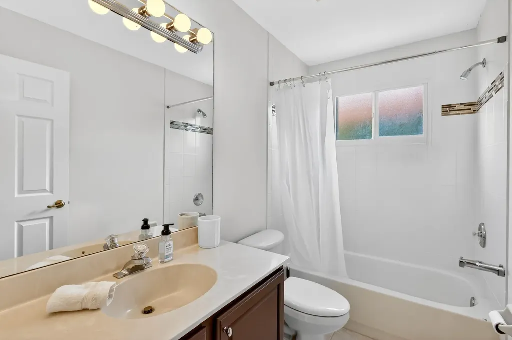 194 Lone Pine Drive Palm Beach Gardens FL 33410