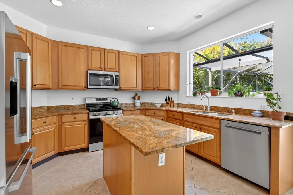 194 Lone Pine Drive Palm Beach Gardens FL 33410