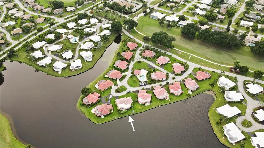 233 Rio Vista Circle Atlantis FL 33462