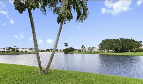 233 Rio Vista Circle Atlantis FL 33462