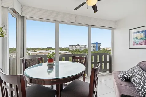 4330 Hillcrest Drive Hollywood FL 33021