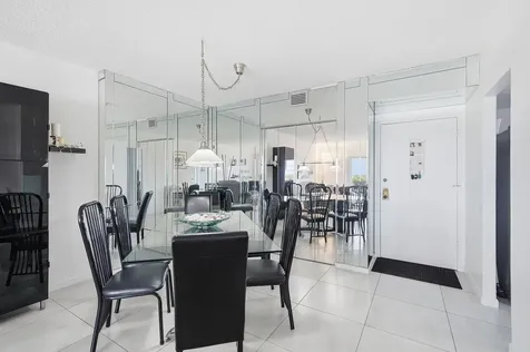 4330 Hillcrest Drive Hollywood FL 33021