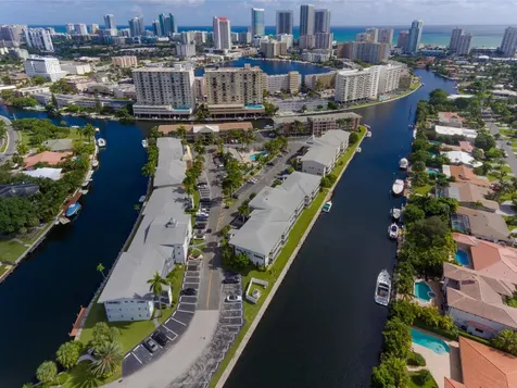460 Paradise Isle Boulevard Hallandale Beach FL 33009
