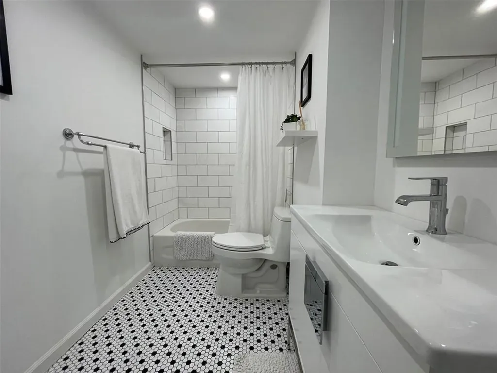 111 Briny Avenue Pompano Beach FL 33062