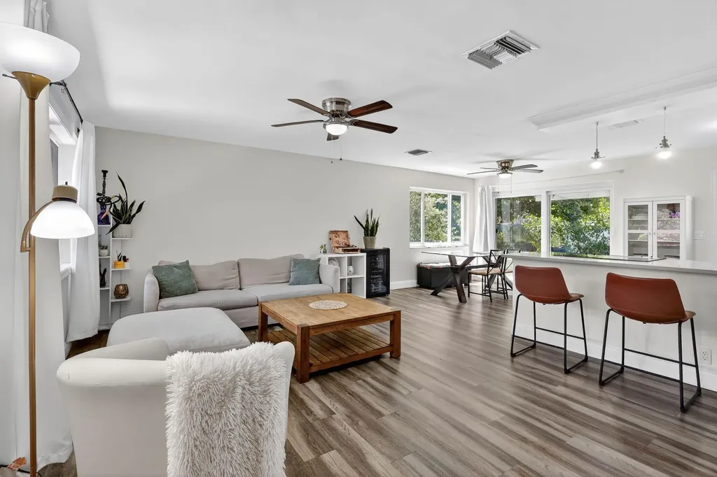 153 SE 30th Avenue Boynton Beach FL 33435