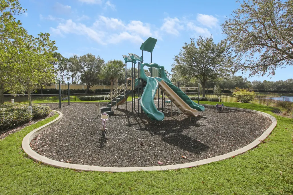 8312 Mulligan Circle Port St Lucie FL 34986