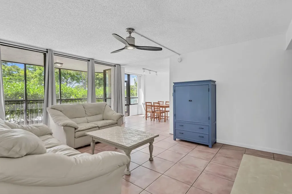 799 Jeffery Street Boca Raton FL 33487