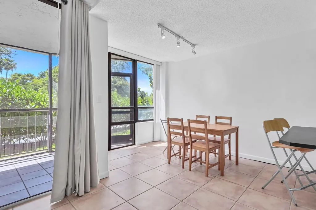 799 Jeffery Street Boca Raton FL 33487