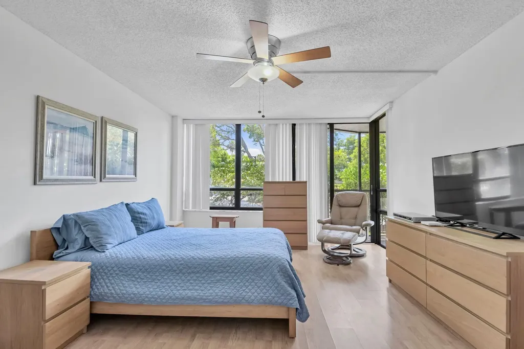 799 Jeffery Street Boca Raton FL 33487