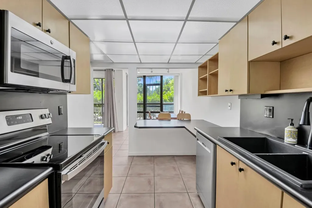 799 Jeffery Street Boca Raton FL 33487