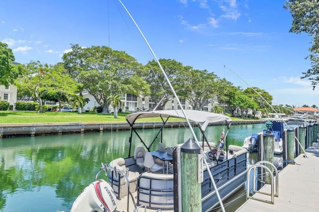 799 Jeffery Street Boca Raton FL 33487