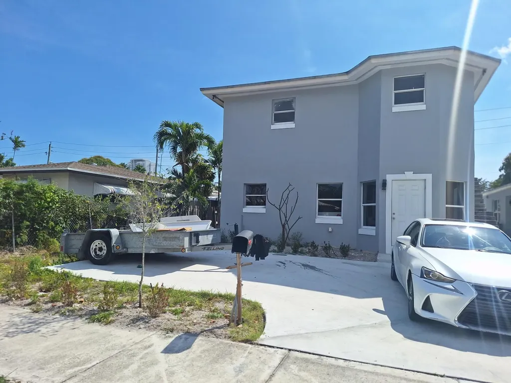 1942 Buchanan Street Hollywood FL 33020