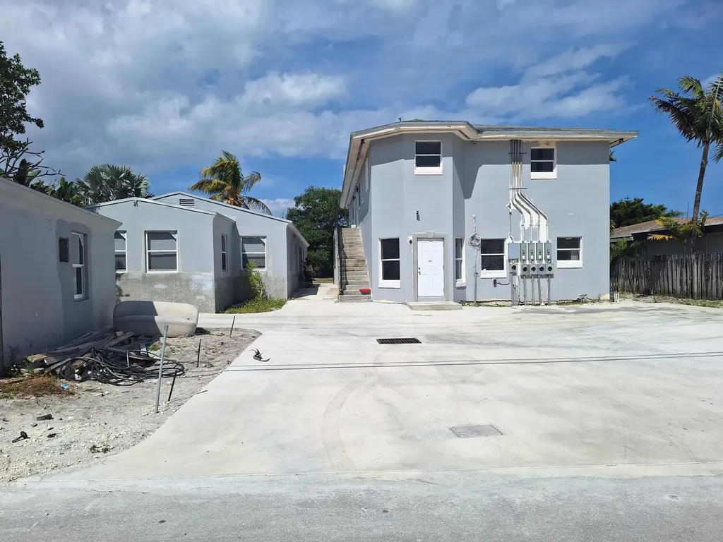 1942 Buchanan Street Hollywood FL 33020