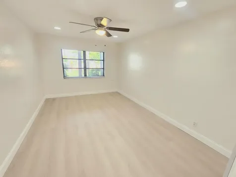 4575 Lucerne Lakes Boulevard W Greenacres FL 33467