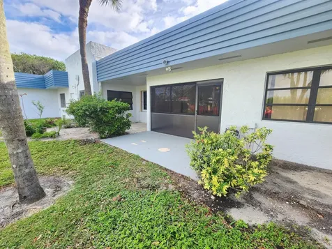 4575 Lucerne Lakes Boulevard W Greenacres FL 33467