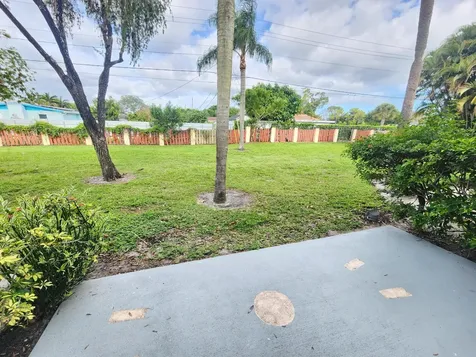 4575 Lucerne Lakes Boulevard W Greenacres FL 33467