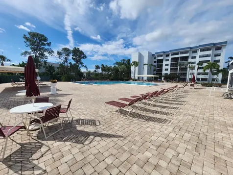 4575 Lucerne Lakes Boulevard W Greenacres FL 33467