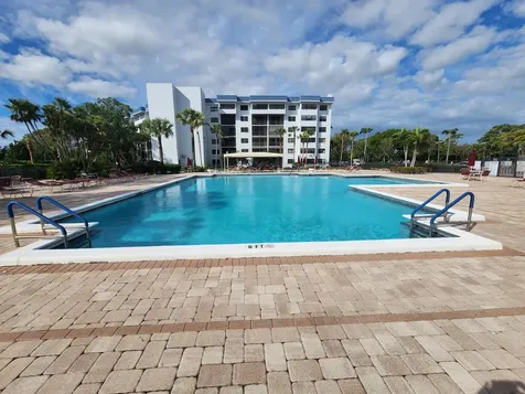 4575 Lucerne Lakes Boulevard W Greenacres FL 33467