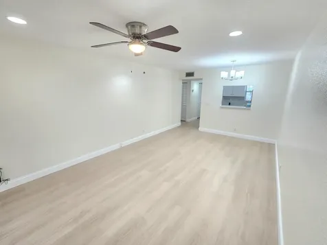 4575 Lucerne Lakes Boulevard W Greenacres FL 33467