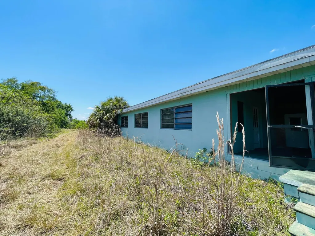 265 State Road 78 Moore Haven FL