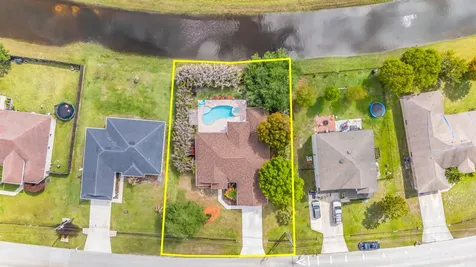 2644 SW Fairgreen Road Port St Lucie FL 34987