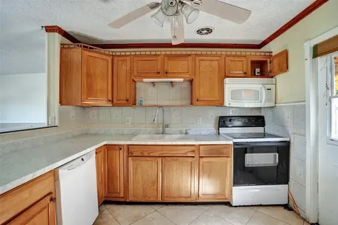 1560 NE 31st Court Pompano Beach FL 33064