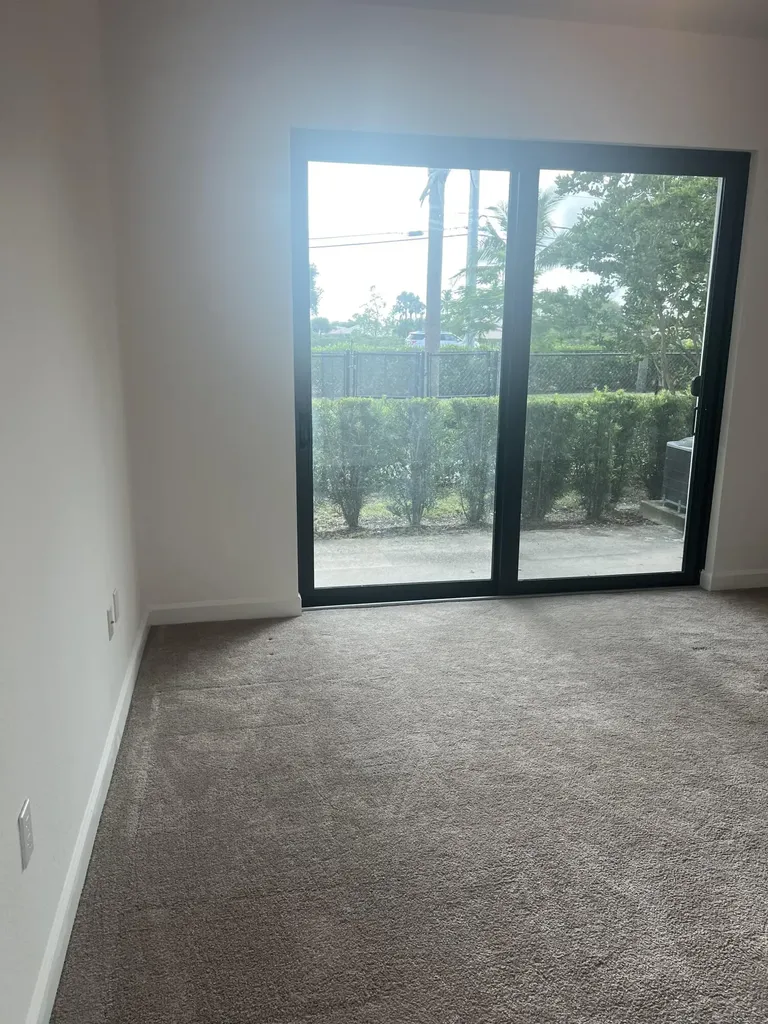 9052 Gulf Run Way Lake Worth FL 33467