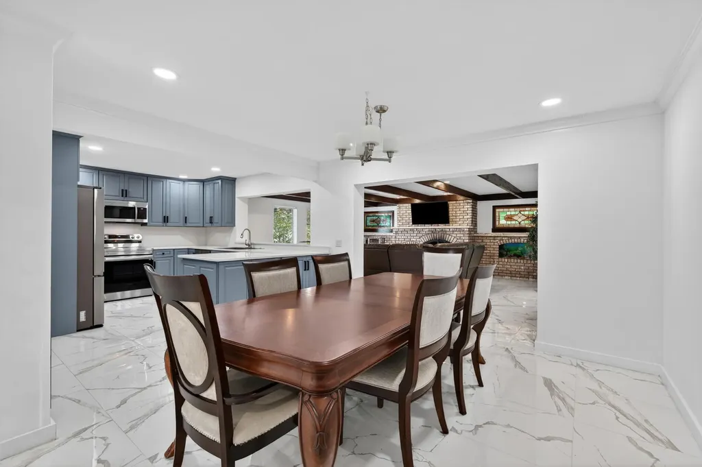 6890 NW 31st Way Fort Lauderdale FL 33309