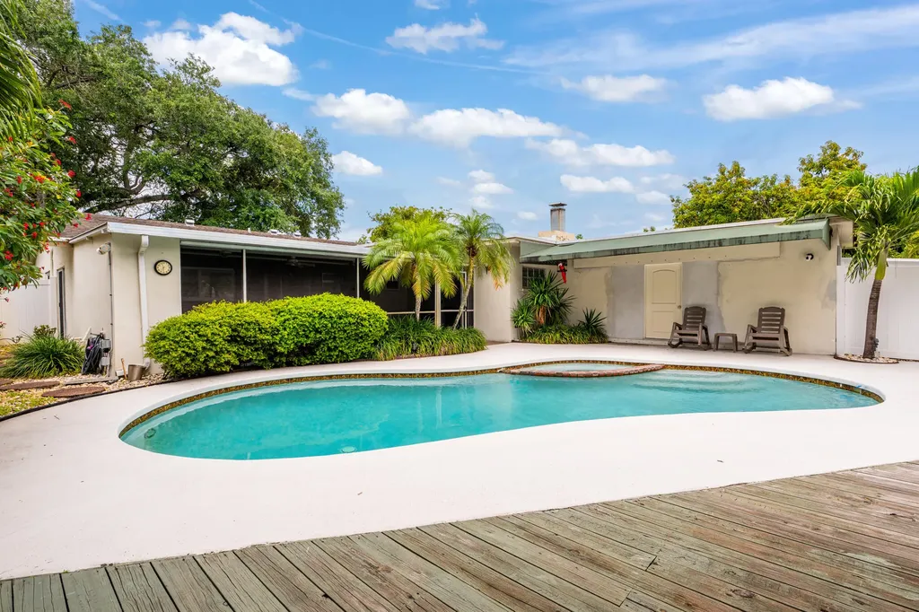 6890 NW 31st Way Fort Lauderdale FL 33309